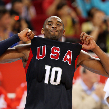 14 δευτερόλεπτα μαγείας: Το «ρεσιτάλ» της Team USA με Κόμπι, Λεμπρόν, Κιντ και Καρμέλο στο παρκέ