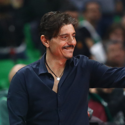 Σε πρωταπριλιάτικο πνεύμα ο Γιαννακόπουλος «προέβλεψε» τις ποινές των Ναν και Ντόρσεϊ