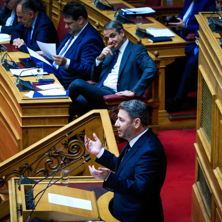 Στις 17 Απριλίου η συζήτηση για το Κράτος Δικαίου στη Βουλή μετά από αίτημα του Νίκου Ανδρουλάκη