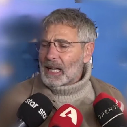 Θοδωρής Αθερίδης: Ο εκνευρισμός και η αποχώρηση όταν ρωτήθηκε για τον χωρισμό του από την Καρύδη