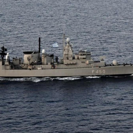 Η φρεγάτα «ΕΛΛΗ» παίρνει τη θέση της φρεγάτας «ΨΑΡΑ» στην Κύπρο - Αλλαγή βάρδιας μετά από 36 ημέρες