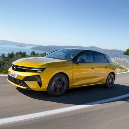 Βρείτε τους καρχαρίες στο Νέο Opel Astra