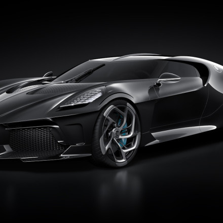 Προς πώληση η ακριβότερη Bugatti La Voiture Noire: Το μυστήριο με τον «φαντομά» ιδιοκτήτη