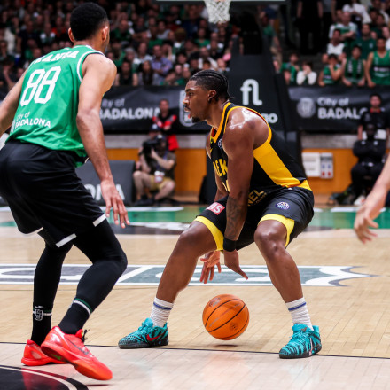 Μπανταλόνα - ΑΕΚ 88-66: Πλήρωσε το κακό πρώτο ημίχρονο η «Ένωση» και τώρα... Game 3 στην Αθήνα