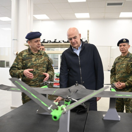 Δένδιας: Τετραπλασιασμός παραγωγής των drones και νέο δόγμα αποτροπής