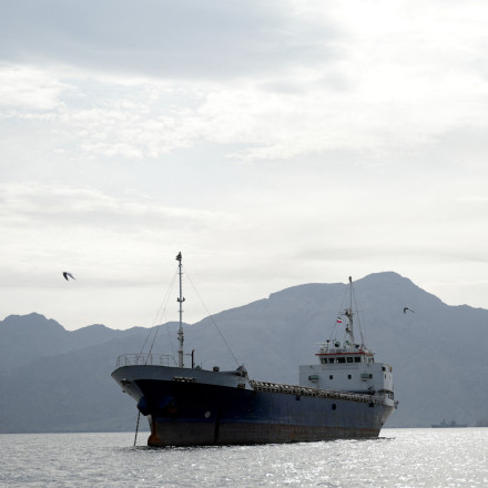 Ιράν: Γελοίες και διασκεδαστικές οι απειλές Τραμπ για τα Στενά του Ορμούζ