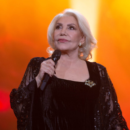 Πάσχα στην TV: Η Μαρινέλλα φωτίζει τις οθόνες μας