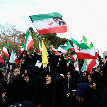 «Όχι» από το Ιράν σε δεύτερο γύρο διαπραγματεύσεων με τις ΗΠΑ - «Παραβίαση εκεχειρίας ο αποκλεισμός»