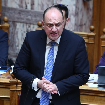 Σκευωρίες από πολιτικούς αντιπάλους βλέπει τώρα ο Λαζαρίδης - Οι πρώτες δηλώσεις μετά την παραίτηση
