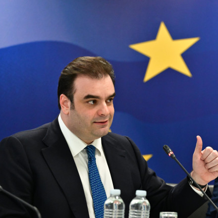 Δείτε LIVE τις διευκρινίσεις των μέτρων στήριξης που ανακοίνωσε ο Πρωθυπουργός