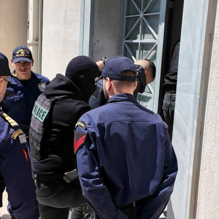 Άγιος Δημήτριος: «Είχα το μαχαίρι γιατί φοβόμουν», λέει ο 20χρονος - Τι υποστηρίζει η 20χρονη κοπέλα