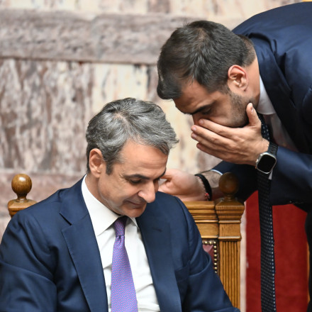 «Τείχος» 151 ψήφων για τις υποκλοπές - Αλλάζει δόγμα το Μαξίμου, «φίλτρο» στις δικογραφίες Κοβέσι