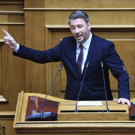 Ανδρουλάκης: «Λάβρος» κατά της κυβέρνησης και ευθείες «βολές» σε ΣΥΡΙΖΑ και Ζωή