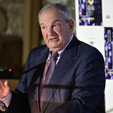 Καραμανλής: Αιχμές για «αδιαφανή και πελατειακή» διαχείριση αγροτικών επιδοτήσεων