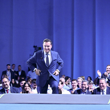 Γεωργιάδης: Αποσύρονται άμεσα όλα τα προϊόντα κάνναβης από περίπτερα και μίνι μάρκετ