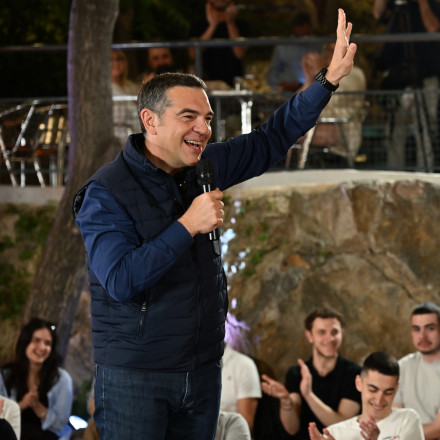 Το νέο κόμμα Τσίπρα: Με ψηφιακή ίδρυση και σοσιαλδημοκρατική ταυτότητα στον τίτλο