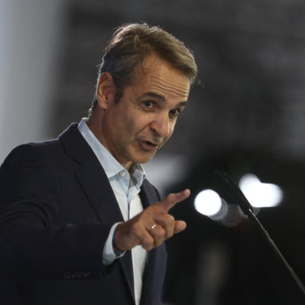 Συνέδριο ΝΔ: Ο Μητσοτάκης αναζητά προεκλογική επανεκκίνηση μέσα σε κλίμα κυβερνητικής φθοράς