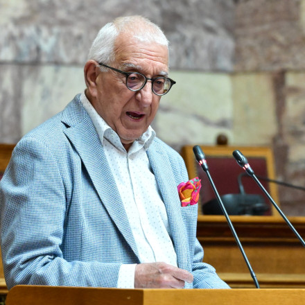 Υποκλοπές: Οργή Κακλαμάνη για τις διαρροές από την απόρρητη συνεδρίαση - «Κοινοβουλευτική εκτροπή»