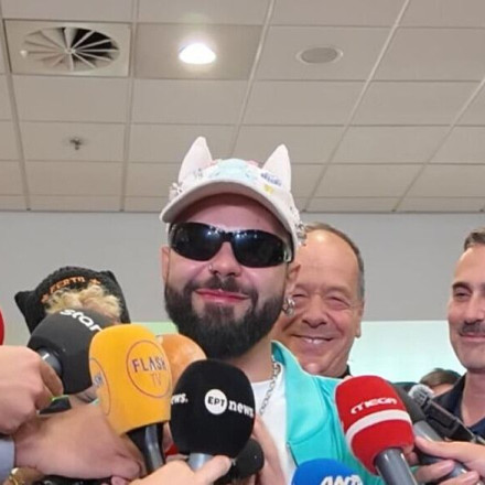 Υποδοχή νικητή για τον συγκινημένο Akyla: «Ευχαριστώ για την αγάπη σας, δώσαμε ψυχή και αίμα»