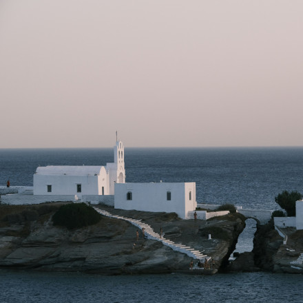 «Πρωταγωνίστρια» σε ιταλική τηλεοπτική σειρά ντοκιμαντέρ η Σίφνος