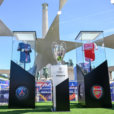 Που θα δείτε live τον μεγάλο τελικό του Champions League ανάμεσα σε Παρί Σεν Ζερμέν και Άρσεναλ