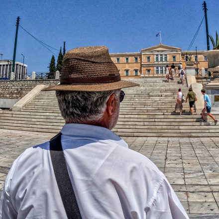 Αρχίζει να θυμίζει καλοκαίρι ο καιρός: Υποχωρεί η αστάθεια και ανεβαίνει η θερμοκρασία