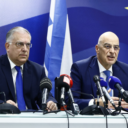 Συνάντηση Δένδια-Θεοδωρικάκου: Στο επίκεντρο το «ΘΩΡΑΞ» και η αμυντική καινοτομία