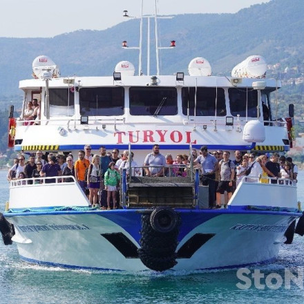 Αντίστροφη ροή στο Αιγαίο: Μαζική η έλευση Τούρκων τουριστών, ακριβή η Τουρκία για τους Έλληνες