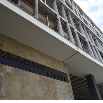 Θεσσαλονίκη: Καταδικάστηκε για πορνό βίντεο που έστελνε στην ανήλικη κόρη του