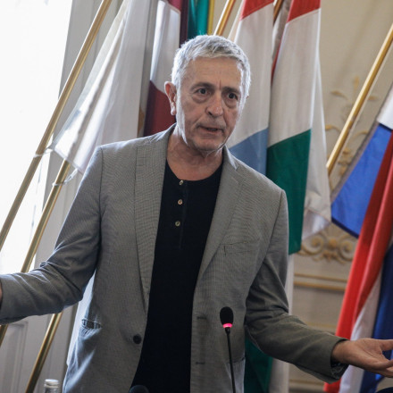 Στέλιος Κούλογλου: Παραιτήθηκα γιατί είναι σαν να παίζω σε σήριαλ του Netflix