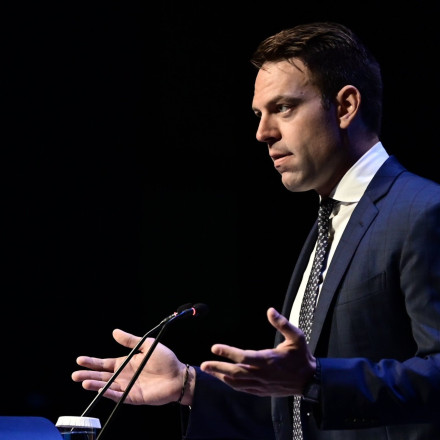 ΣΥΡΙΖΑ προς Στέλιο Κούλογλου: Να παραδώσεις την έδρα