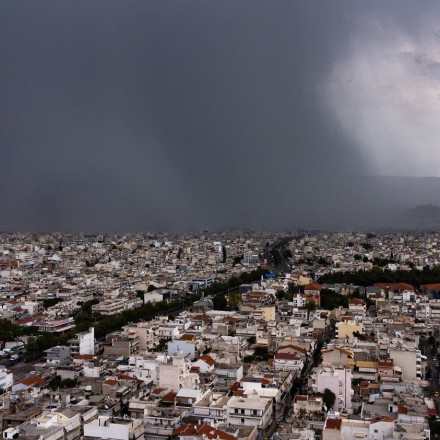 Ισχυρές καταιγίδες τις επόμενες ώρες, ποιες περιοχές θα πληγούν – Nέα κακοκαιρία από την Παρασκευή