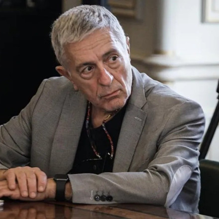 Ο Στέλιος Κούλογλου «κατεβαίνει» στις ευρωεκλογές με τη Νέα Αριστερά