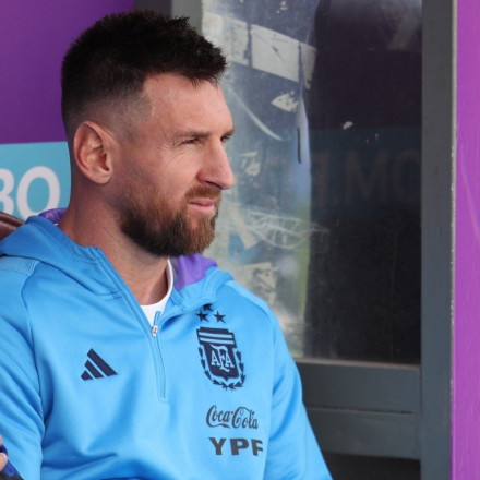 Διαψεύδει ο Σανάμπρια πως έφτυσε τον Μέσι – «Δέχομαι πολλές απειλές»