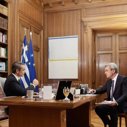 Απάτες σε κυλικεία νοσοκομείων, προϊόντα πολυεθνικών, βουλευτές εκτός γραμμής