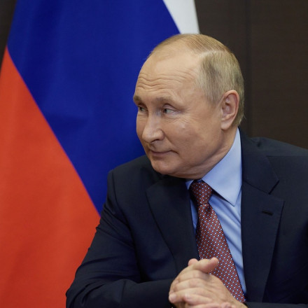 Πούτιν: Δίνει τη ρωσική υπηκοότητα σε ξένους που πολέμησαν στην Ουκρανία