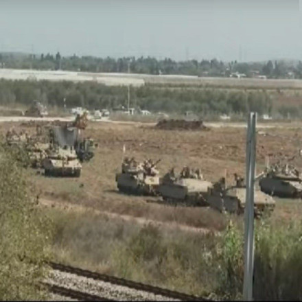 Πόλεμος στο Ισραήλ: «Είμαστε έτοιμοι για πόλεμο σε όλα μέτωπα» δήλωσε η IDF – Το Ιράν απείλησε τις ΗΠΑ Πόλεμος στο Ισραήλ: «Είμαστε έτοιμοι για πόλεμο σε όλα μέτωπα» δήλωσε η IDF – Το Ιράν απείλησε τις ΗΠΑ