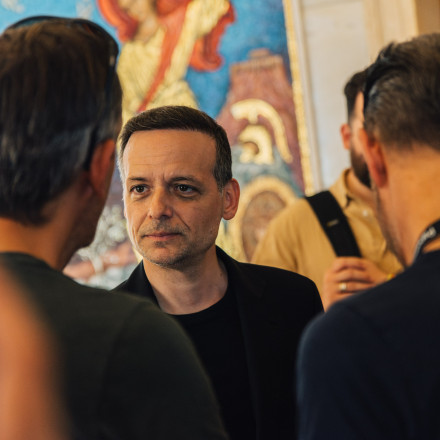 «Πήραν φωτιά» τα τηλέφωνα (και τα πληκτρολόγια) για τον Δούκα