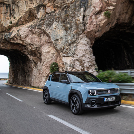 Πανελλήνια Παρουσίαση Renault 4 E-Tech Electric: Το pop icon έγινε το απόλυτο ηλεκτρικό crossover