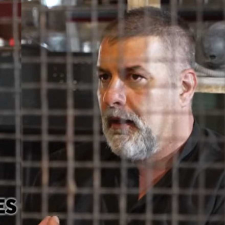 Συγκλονίζει ο Βασίλης Μπισμπίκης: «Θα μπορούσα να είμαι σε φυλακή, σε ιδρύματα ή νεκρός»
