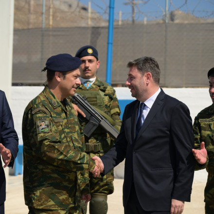 Ανδρουλάκης: «Η χώρα χρειάζεται κυβέρνηση που υπηρετεί με αποτελεσματικότητα τα εθνικά συμφέροντα»