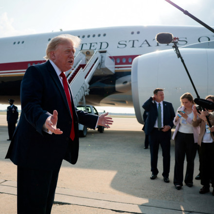 Το πρώτο ταξίδι με το νέο «χρυσό» Air Force One κάνει ο Τραμπ: «Κανείς δεν ξαναείδε κάτι παρόμοιο»