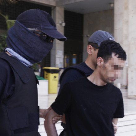 Δολοφονία στα Εξάρχεια: Προφυλακίστηκε ο 28χρονος Τούρκος – Τι υποστήριξε στην απολογία του