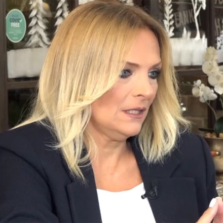 Χριστίνα Λαμπίρη: «Έβλεπα δημοσιεύματα ότι κόβομαι και γίνονταν δοκιμαστικά πίσω από την πλάτη μου»