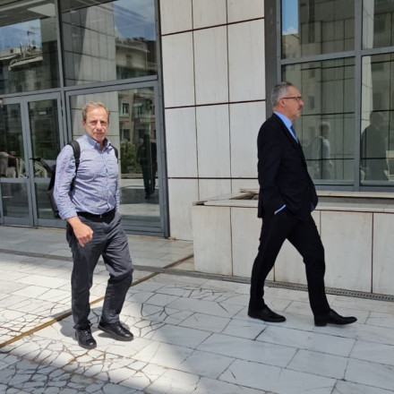 Δίκη Λιγνάδη: «Δεν μπορούσα να αντιδράσω» - Τον βιασμό του σε ηλικία 17 ετών περιέγραψε καταγγέλλων