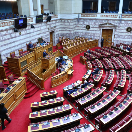 Συνταγματική Αναθεώρηση: Το «στοίχημα» της Ολομέλειας χωρίς πολιτική συναίνεση