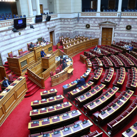 Ανδρουλάκης: «Ο πρωθυπουργός δεν θέλει να δεσμεύεται από την ανάγκη ευρύτερων πολιτικών συναινέσεων»
