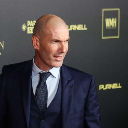 Ζιντάν: «Αν επιστρέψω θα είναι για να κερδίσω - Δύσκολο να πάω στη Γιουνάιτεντ»