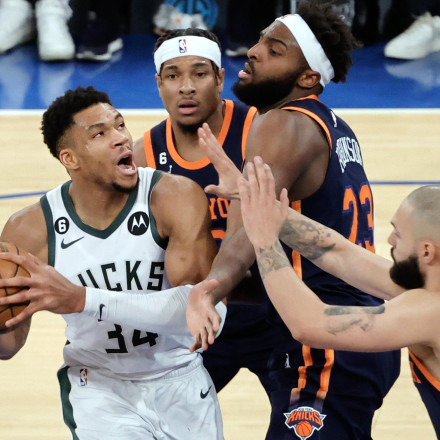 Halloween στο NBA; Οι σούπερ σταρ γίνονται «μασκαράδες» με φοβερές αμφιέσεις