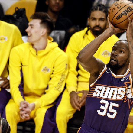 NBA: Νίκη για τους Σανς του Ντουράντ, τρίτη ήττα οι Γκρίζλις